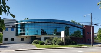 Plus de détails pour 330 Lancaster Ave, Malvern, PA - Bureau/Local commercial à louer