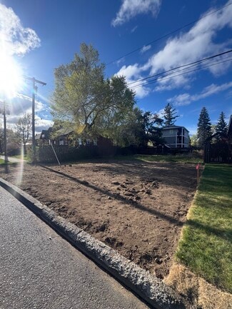 Plus de détails pour 225 SE Urania Ln, Bend, OR - Terrain à vendre