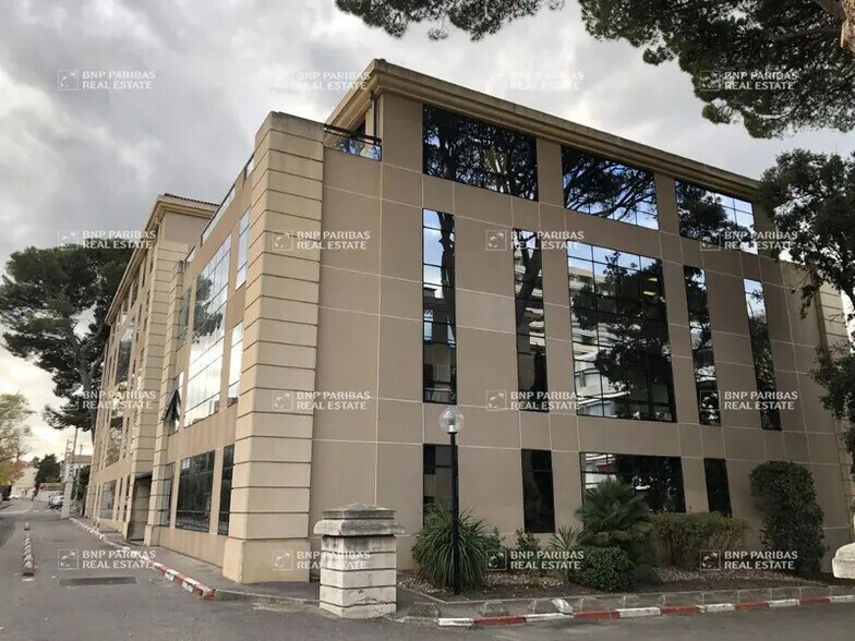 Bureau dans Marseille à louer - Photo de l’immeuble – Image 2 sur 6