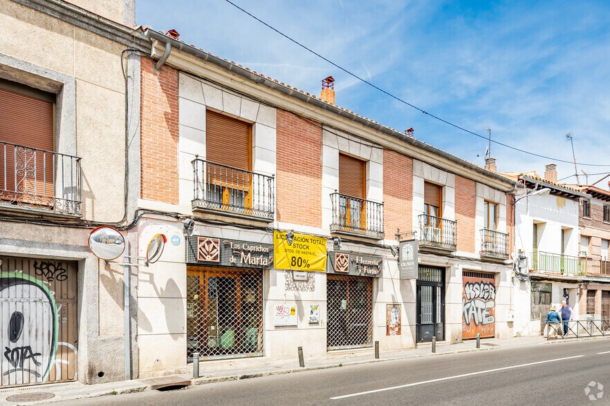 Calle Nuestra Señora de Valverde, 47, Madrid, Madrid à louer - Photo de l’immeuble – Image 2 sur 2