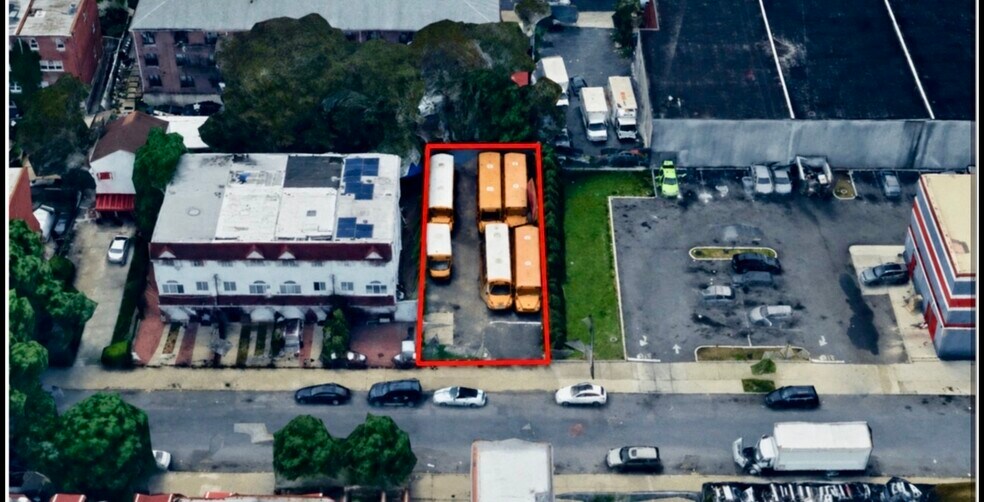 540 E 83rd St, Brooklyn, NY à vendre - Aérien – Image 2 sur 10
