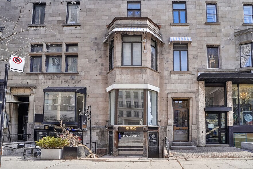1490 Rue Sherbrooke O, Montréal, QC à louer - Photo de l’immeuble – Image 2 sur 3