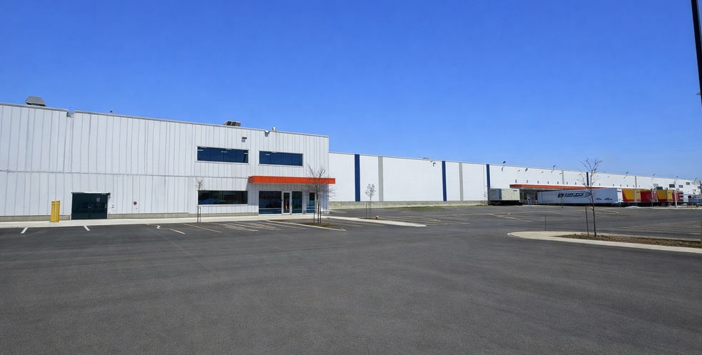 2900 Rue Thérèse-Casgrain, Drummondville, QC à louer - Photo principale – Image 1 sur 5