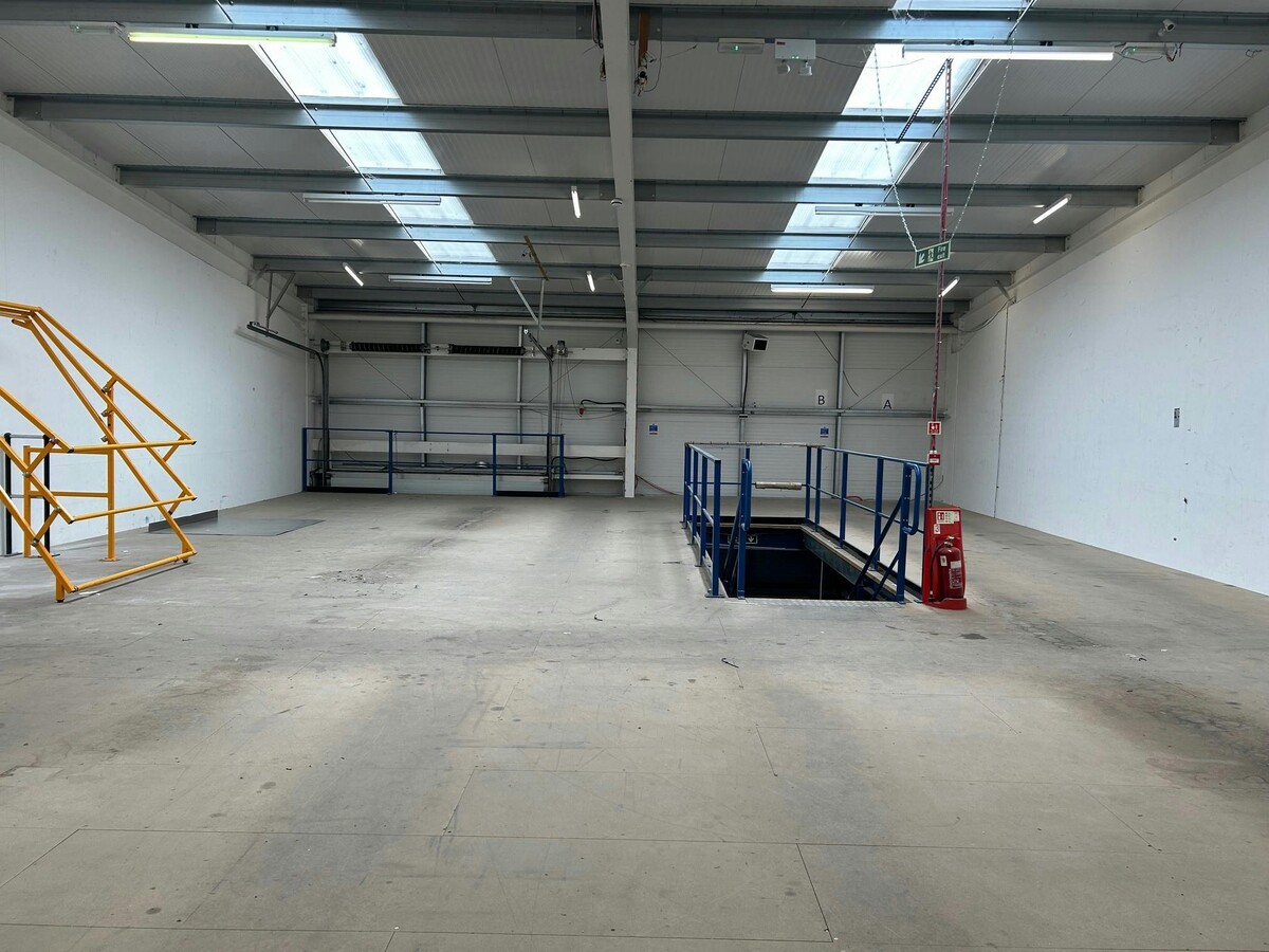Fishponds Rd, Wokingham, BKS RG41 2AN - Lot 8 - - Photo intérieure - Image 2 of 7