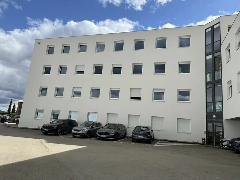 Bureau dans Dijon à louer - Photo de l’immeuble – Image 2 sur 7