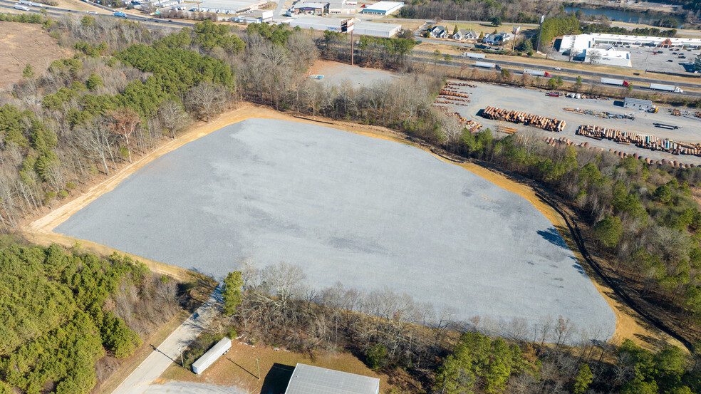 Tyler Drive, Calhoun, GA à louer - Photo de l’immeuble – Image 3 sur 4