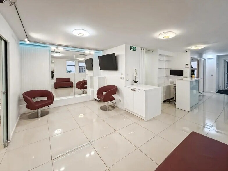 Bureau dans Paris à louer - Photo intérieure – Image 2 sur 8