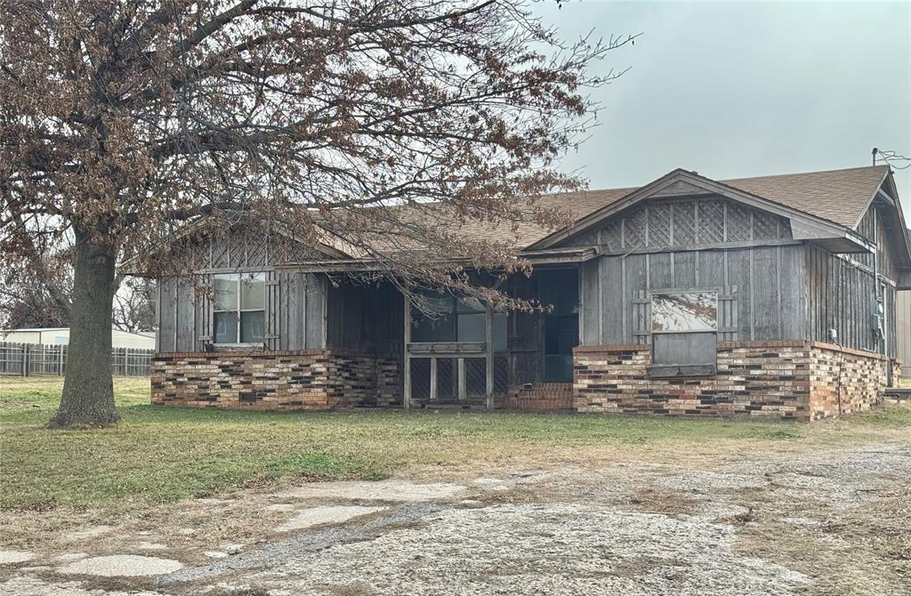 315 W Almar Dr, Chickasha, OK à vendre Photo principale– Image 1 sur 5