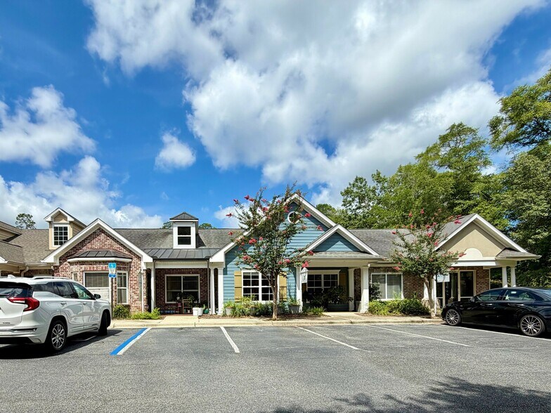 1618 Mahan Center Blvd, Tallahassee, FL à vendre - Photo de l’immeuble – Image 2 sur 11