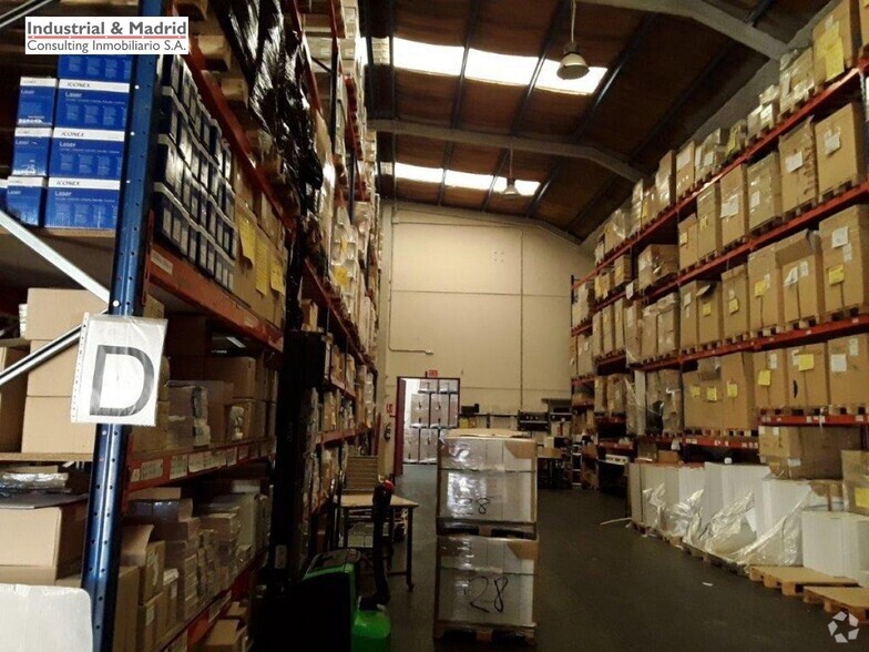 Industriel/Logistique dans Loeches, Madrid à vendre - Photo de l’immeuble – Image 2 sur 15