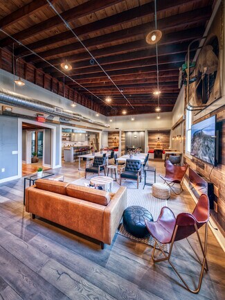 Plus de détails pour 206 S Market St, Elizabethtown, PA - Bureau, Local commercial à louer