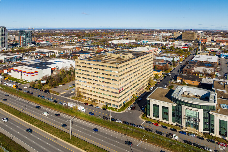 1625 Rue Chabanel O, Montréal, QC à louer - Aérien – Image 2 sur 6