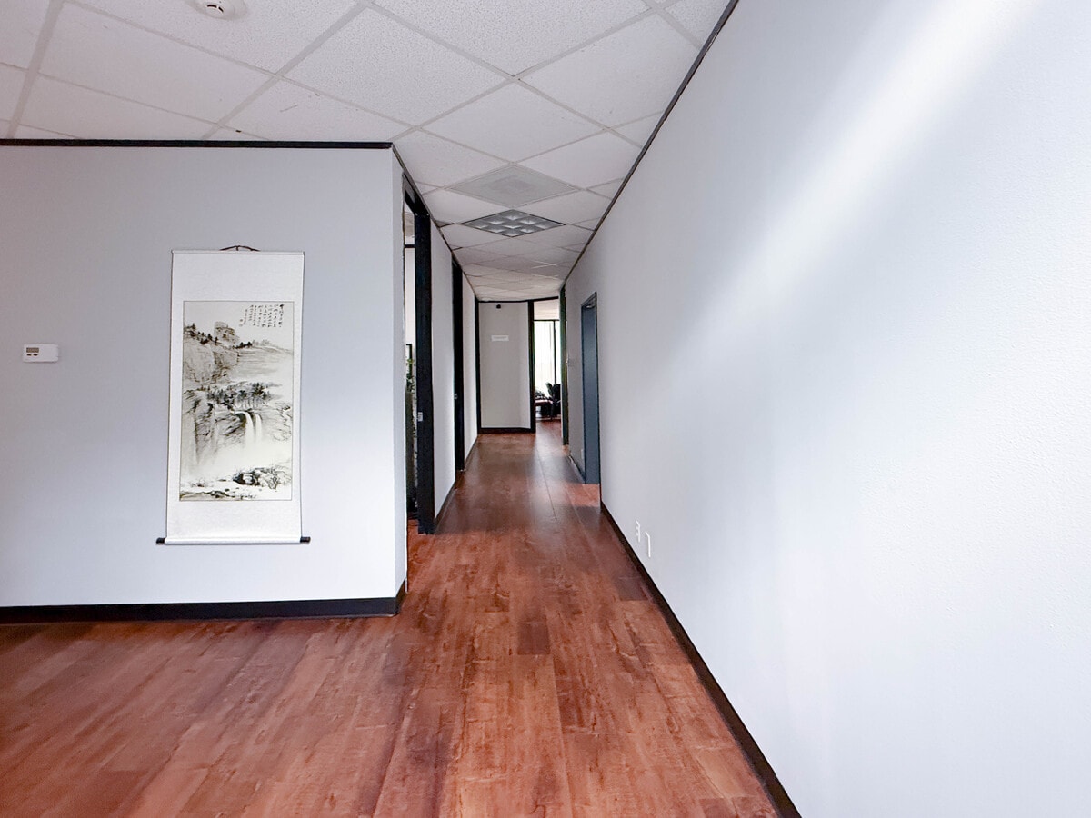 6100 Corporate Dr, Houston, TX 77036 - Lot 3A - - Photo intérieure - Image 2 of 8