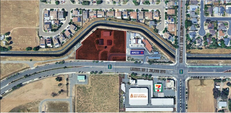 2140 Laurel Rd, Oakley, CA à vendre - Photo de l’immeuble – Image 1 sur 3