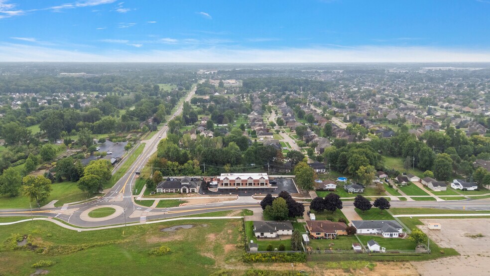 16990-16998 25 Mile, Macomb, MI à louer - Photo de l’immeuble – Image 3 sur 4