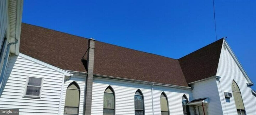 120 W 4th St, Mount Carmel, PA à vendre - Photo de l’immeuble – Image 2 sur 63