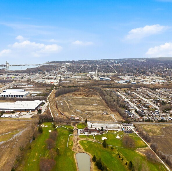 725 Tenth Line, Collingwood, ON à vendre - Autre – Image 2 sur 6