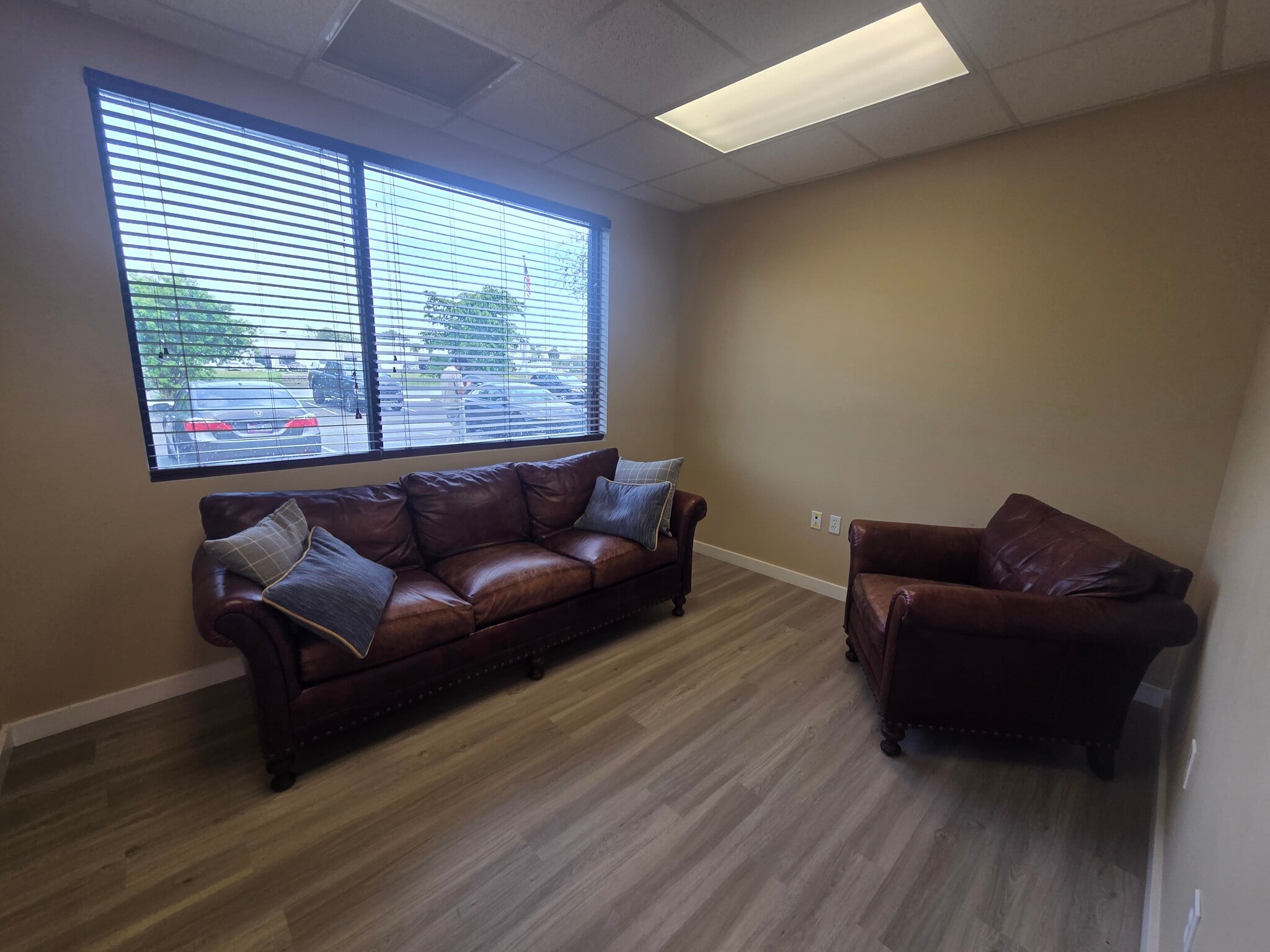 3931 SW 47th Ave, Davie, FL à louer Photo intérieure– Image 1 sur 5