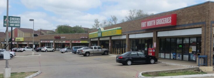 1201-1249 Woodhaven Blvd, Fort Worth, TX à louer - Photo principale – Image 1 sur 29