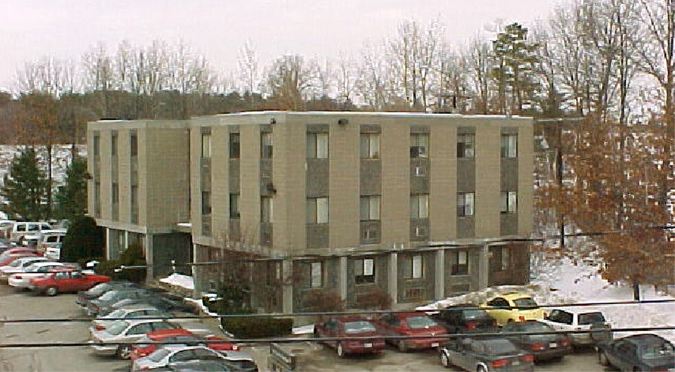 150 Speen St, Framingham, MA à louer - Photo de l’immeuble – Image 2 sur 12