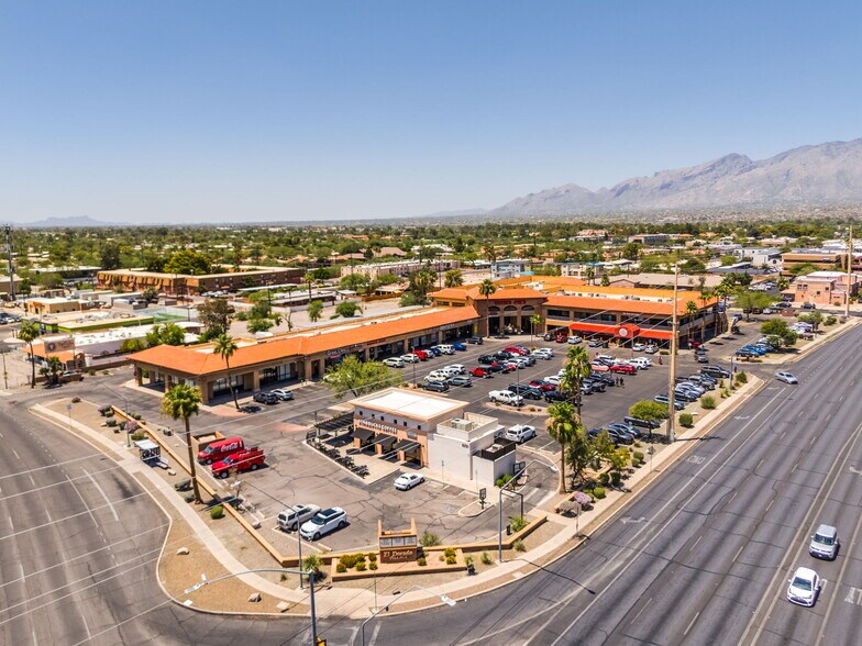1101 N Wilmot Rd, Tucson, AZ à louer - Aérien – Image 3 sur 41