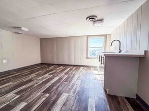 633 Lorne St, Sudbury, ON à louer Photo intérieure– Image 1 sur 6