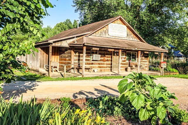 4525 Salt Creek Rd, Nashville, IN à vendre Photo de l’immeuble– Image 1 sur 47