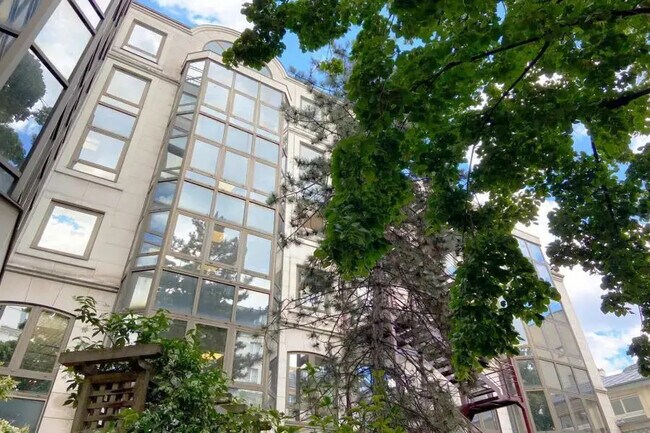 Plus de détails pour Bureau à louer