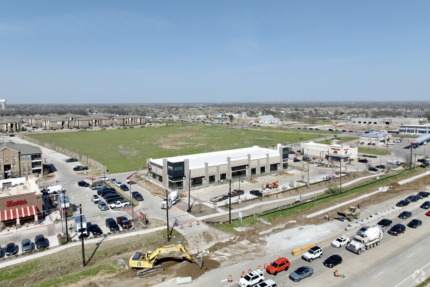 NWC of US-380 & Main St, Aubrey, TX à louer - Photo principale – Image 1 sur 1