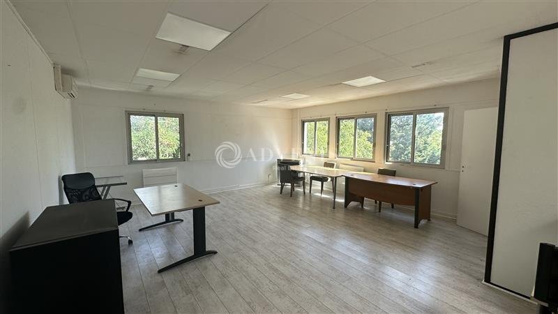 Bureau dans Neuilly Sur Marne à louer - Photo intérieure – Image 2 sur 6