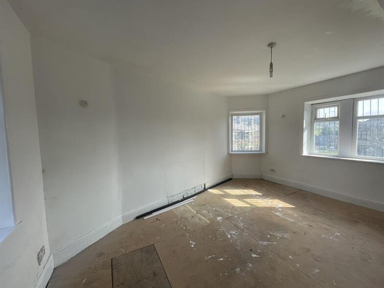 33A Keighley Rd, Halifax à vendre - Photo intérieure – Image 2 sur 4