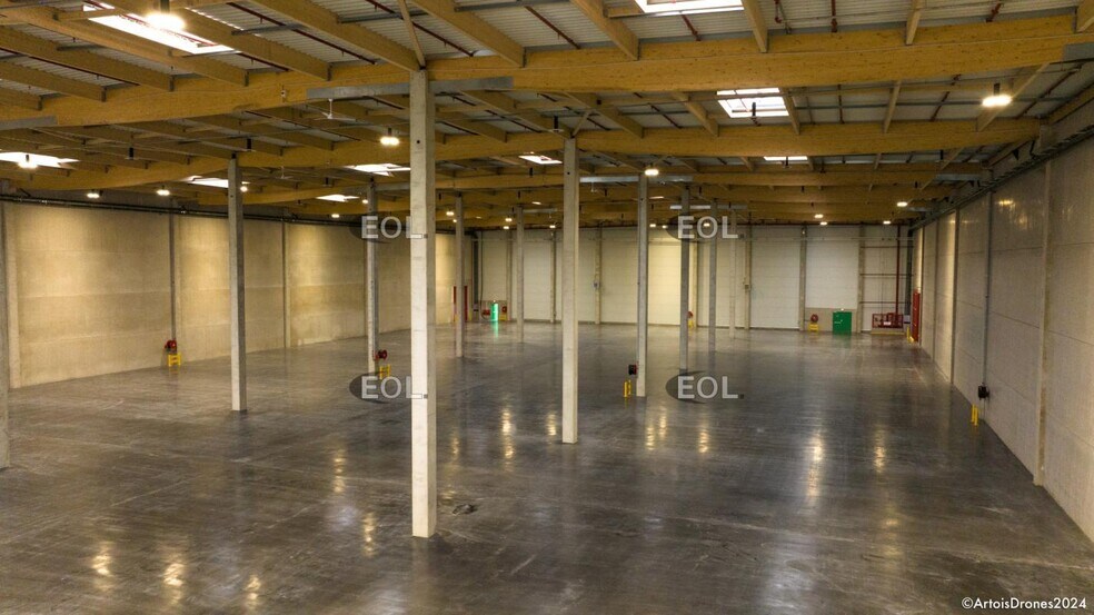 Industriel/Logistique dans Leers à louer - Photo de l’immeuble – Image 3 sur 5
