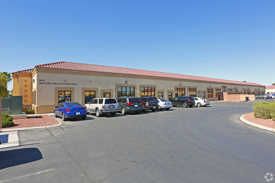3650 N Rancho Dr, Las Vegas, NV à louer - Photo de l’immeuble – Image 3 sur 5