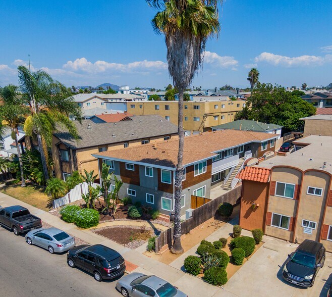 4427 Estrella Ave, San Diego, CA à vendre - Photo de l’immeuble – Image 1 sur 22