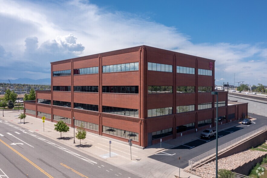 990 S Broadway, Denver, CO à louer - Photo de l’immeuble – Image 2 sur 5