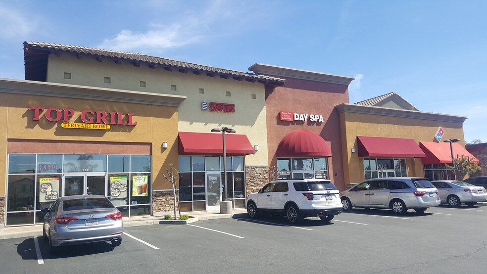 Date St, Murrieta, CA à louer - Photo de l’immeuble – Image 2 sur 7