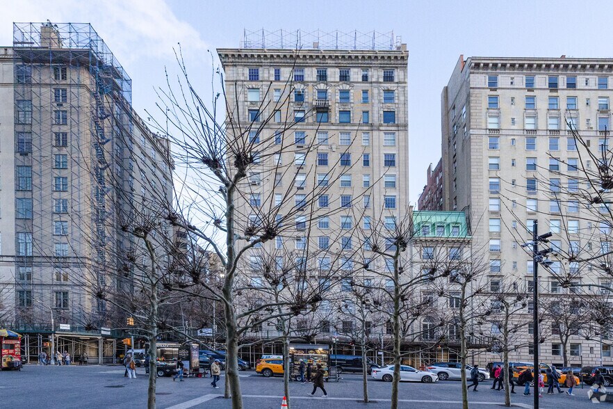 1010 Fifth Ave, New York, NY à vendre - Photo principale – Image 1 sur 6