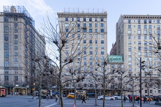 Plus de détails pour 1010 Fifth Ave, New York, NY - Logement à vendre