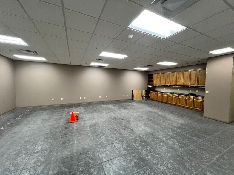 400 Moog Industrial Blvd, Smithville, TN à vendre - Photo intérieure – Image 3 sur 34