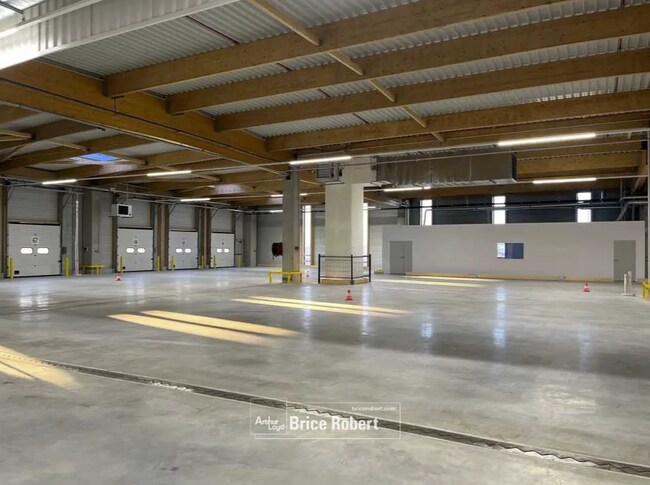 Plus de détails pour Industriel/Logistique à louer