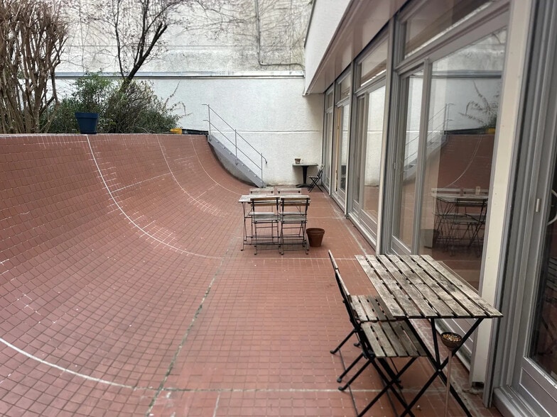 Bureau dans Paris à louer - Photo de l’immeuble – Image 1 sur 5