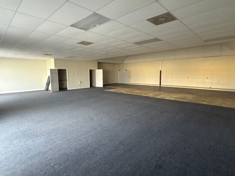 1109 Tamiami Trl, Port Charlotte, FL à louer - Photo de l’immeuble – Image 2 sur 6