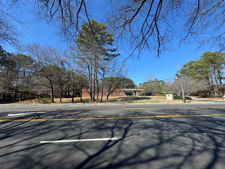 470 Riverside Pky SW, Austell, GA à vendre - Photo de l’immeuble – Image 3 sur 5