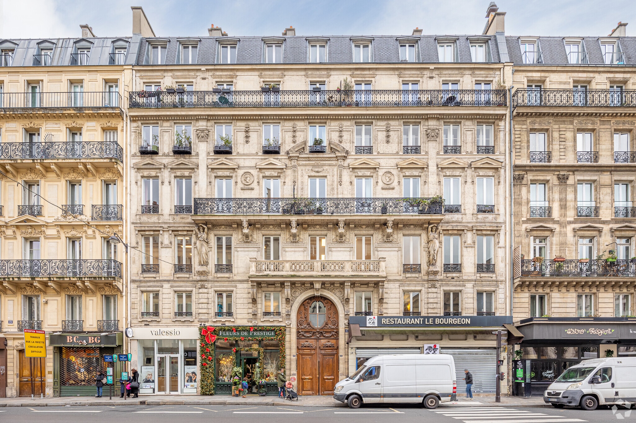 Bureau dans Paris à louer Photo principale– Image 1 sur 4