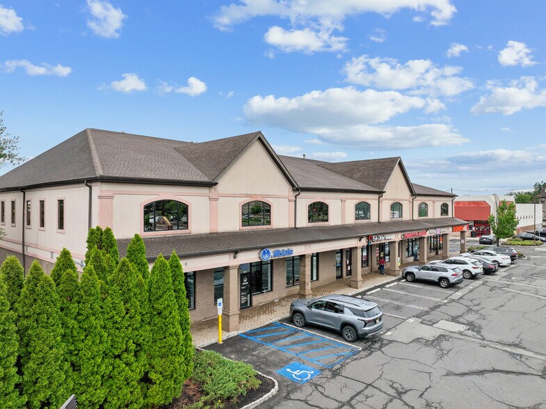 1252-1264 Stelton Rd, Piscataway, NJ à louer - Photo de l’immeuble – Image 3 sur 8