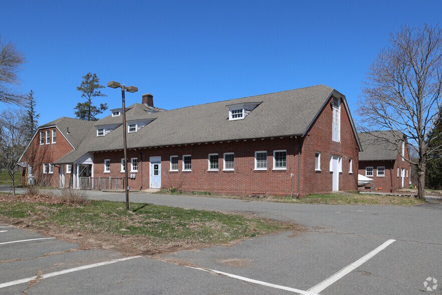 130 Essex St, South Hamilton, MA à vendre - Photo de l’immeuble – Image 2 sur 4