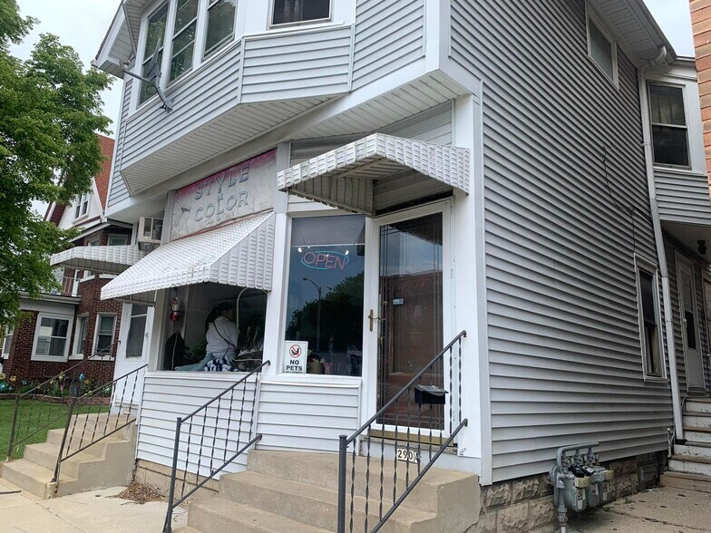 2904 W Arthur Ave, Milwaukee, WI à vendre - Photo de l’immeuble – Image 3 sur 16