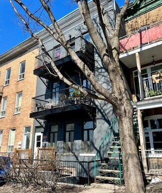 Plus de détails pour 228-230 3e Av, Québec, QC - Logement à vendre