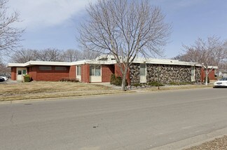 Plus de détails pour 37 28th Ave N, Saint Cloud, MN - Bureau à vendre