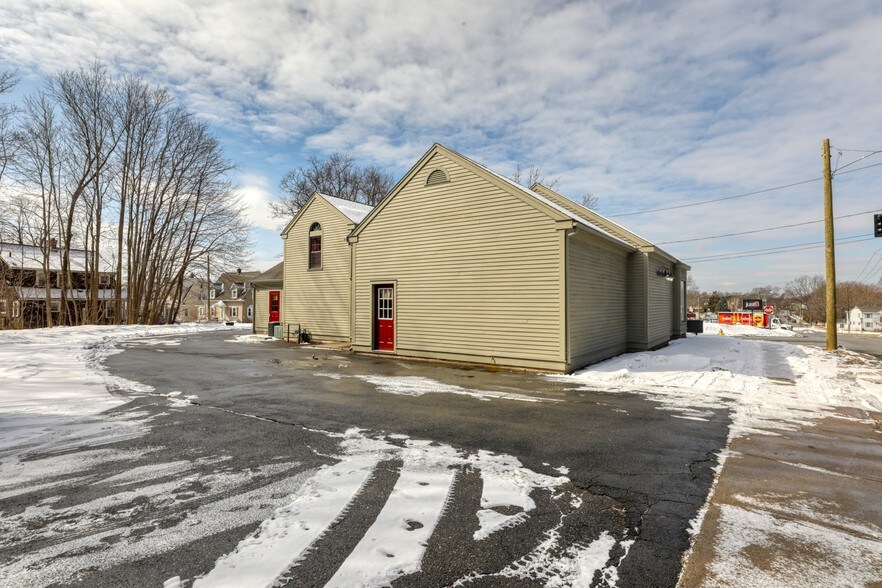 908-914 Allen St, Springfield, MA à louer - Photo de l’immeuble – Image 3 sur 21